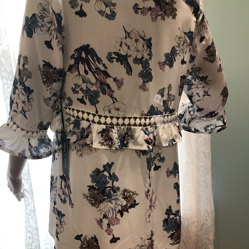 Doe & Rae Blouse - Picture 4 of 4